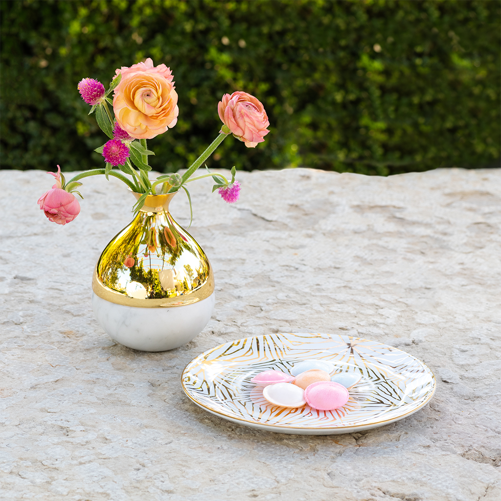 Talianna Lily Pad Plates, White & Gold, Set of 4